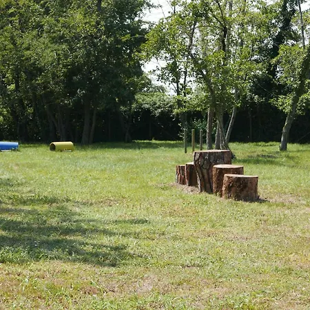 Mobilehome In 50114 *